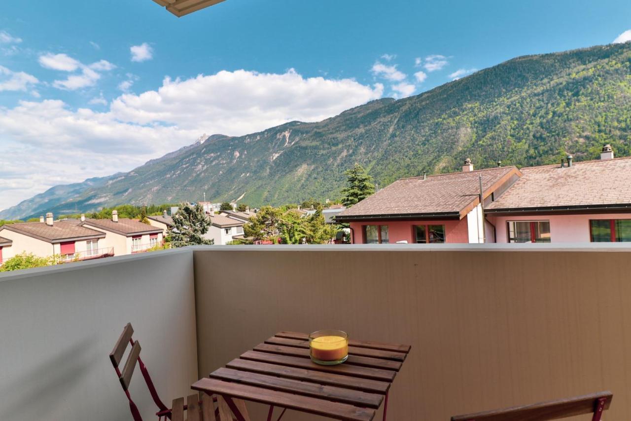 Nice Apartment Ideally Located In Martigny Екстериор снимка
